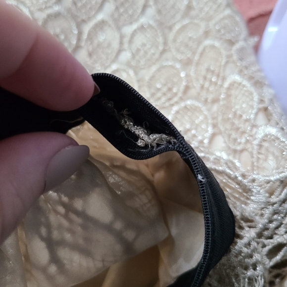 Harvey Faircloth Gold Metallic Eyelet Lace Silk Mini Skirt Size 4 - Picture 5 of 7